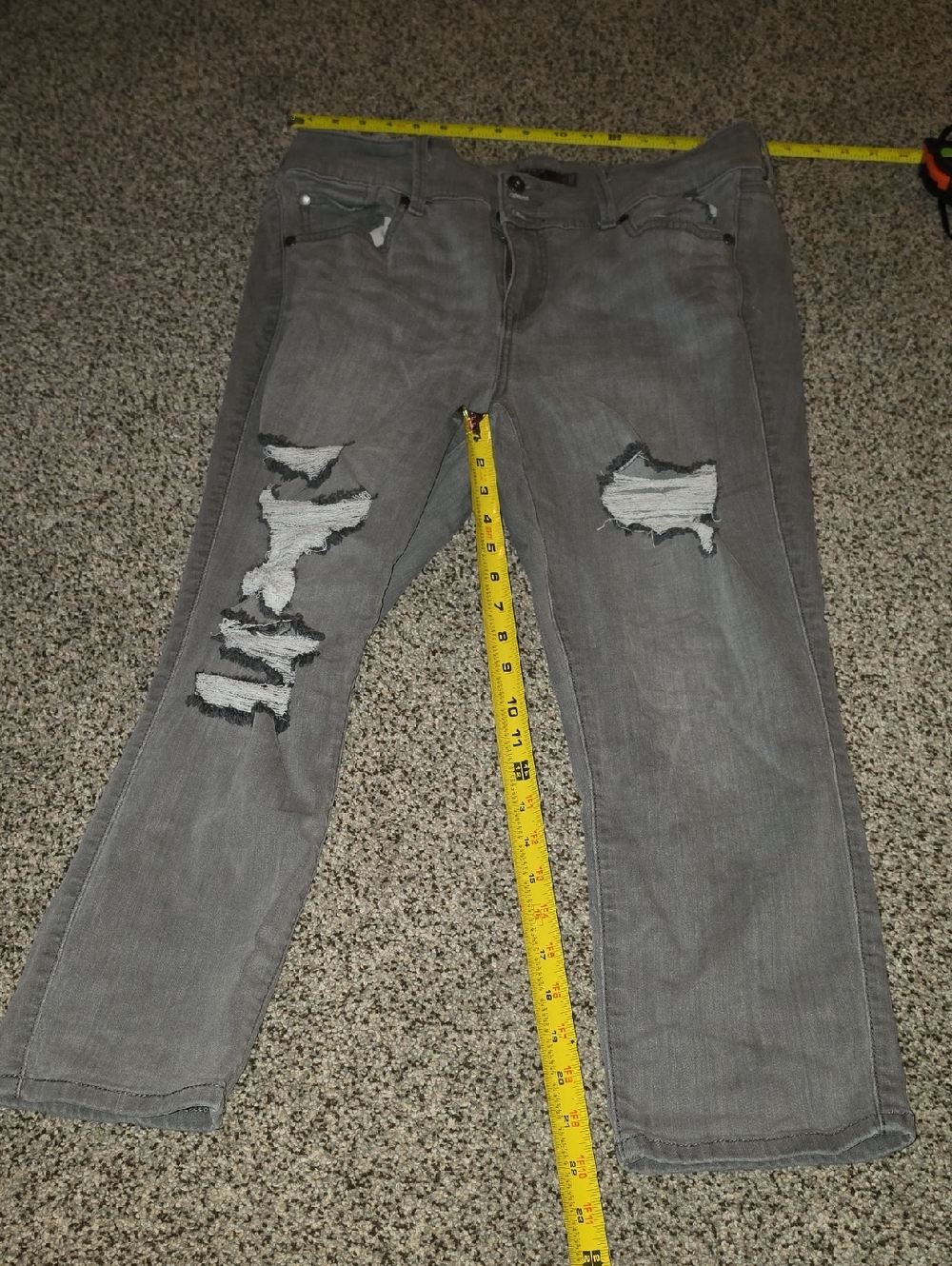 torrid Gray Distressed Slim Straight Crop Jeggings 14 Super Soft